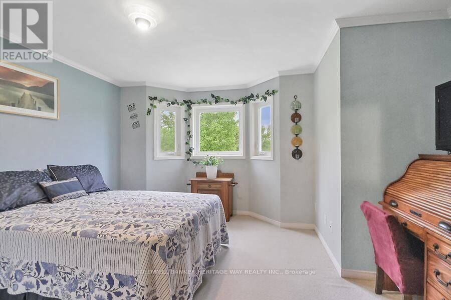 222 NORTH ROAD Image 16