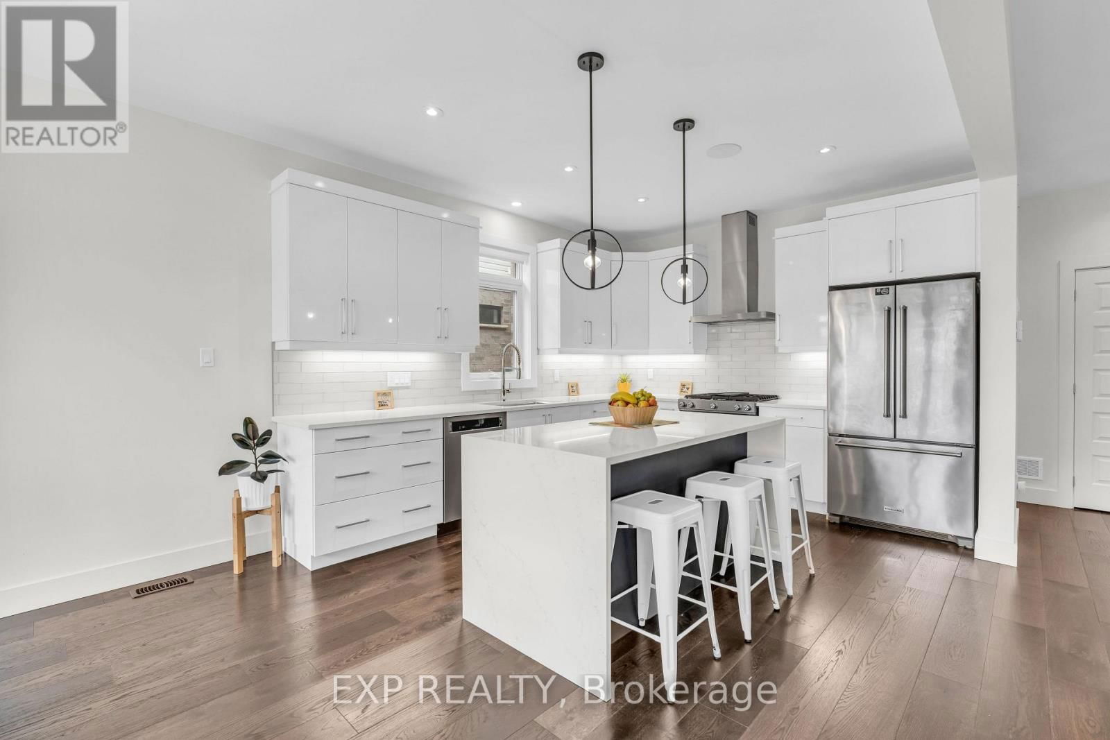 1784 BRAYFORD AVENUE Image 12