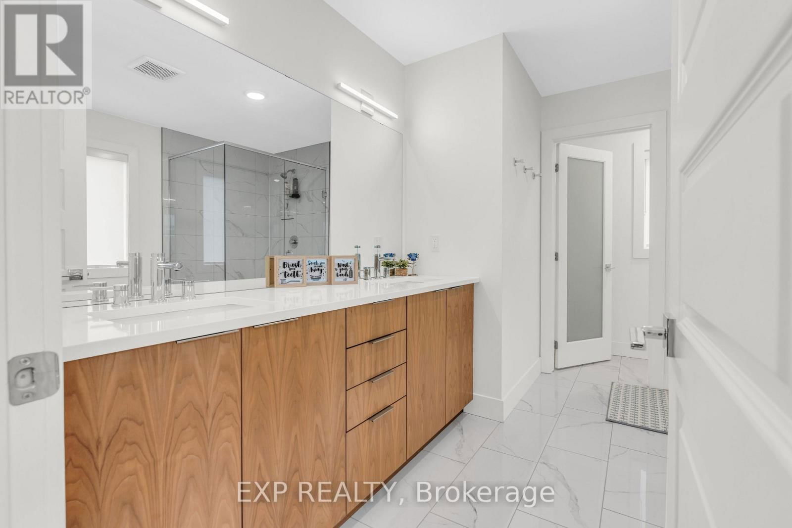 1784 BRAYFORD AVENUE Image 24