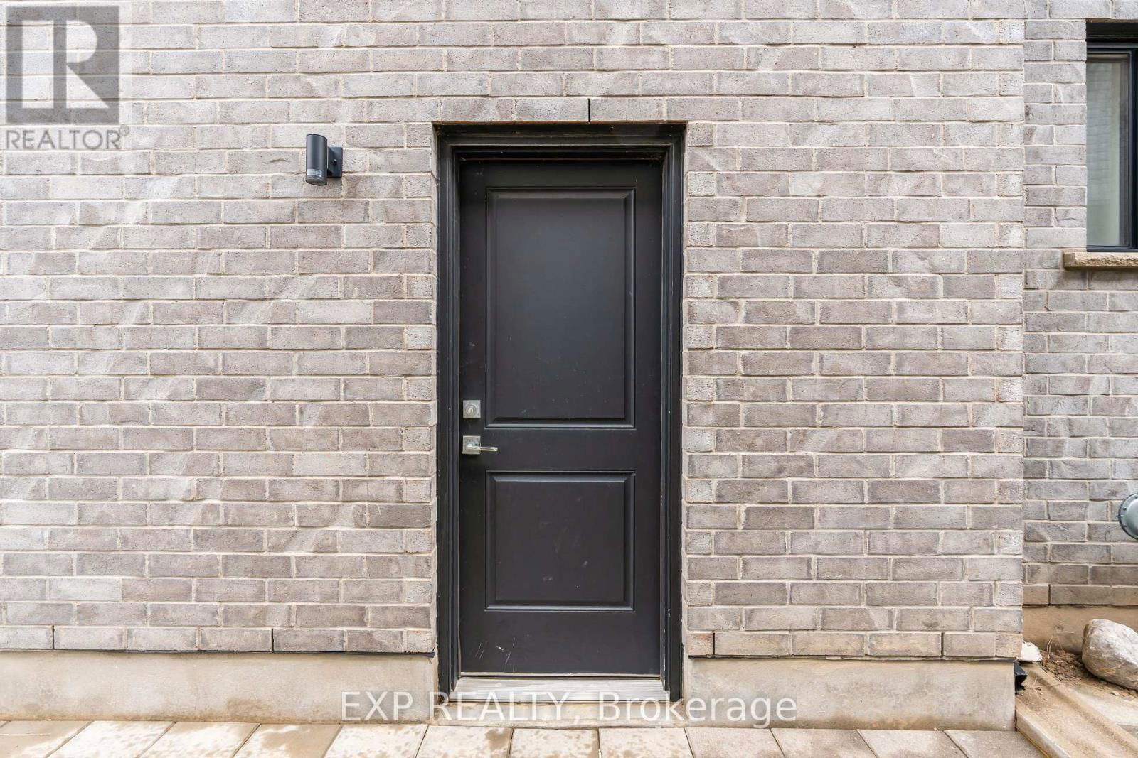 1784 BRAYFORD AVENUE Image 41