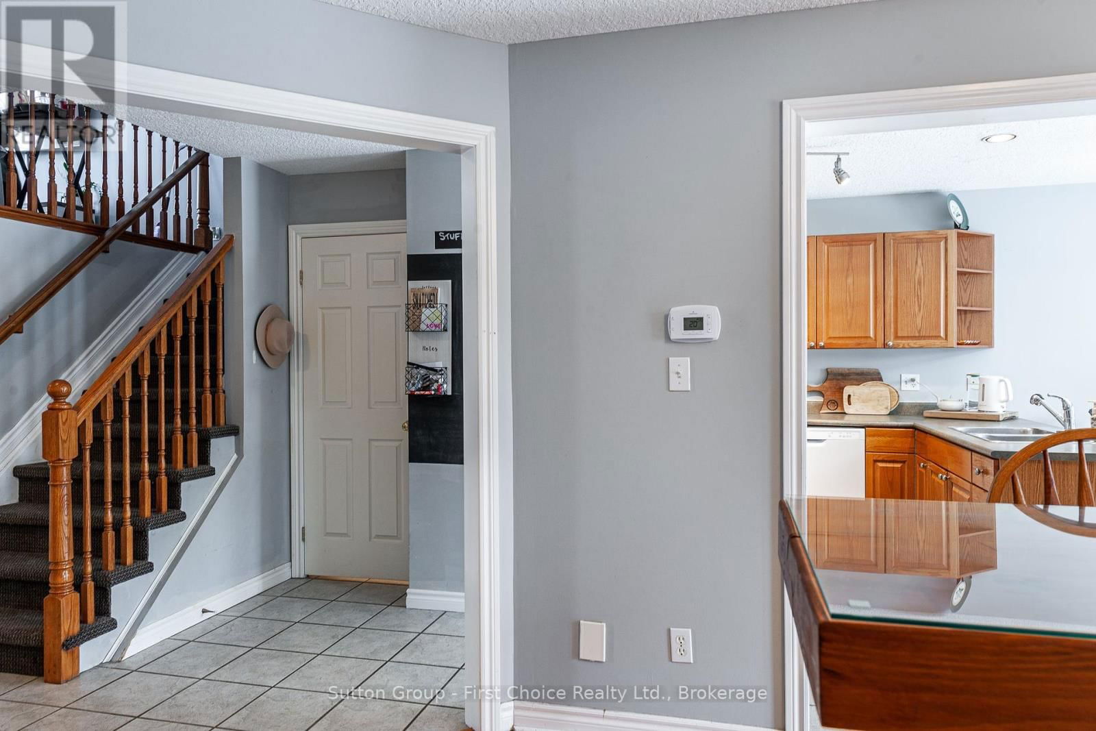 110 WINGFIELD AVENUE Image 11