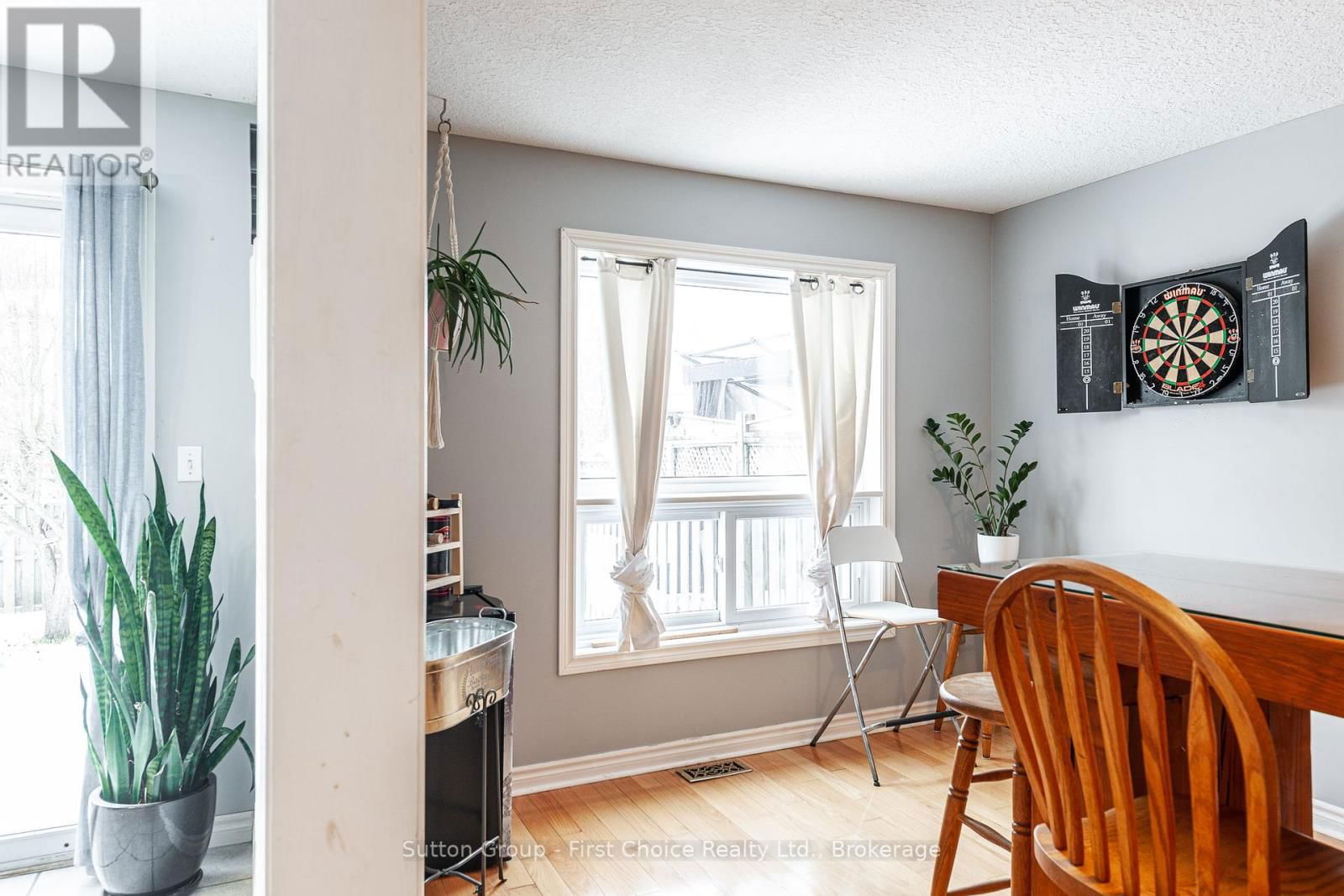 110 WINGFIELD AVENUE Image 15