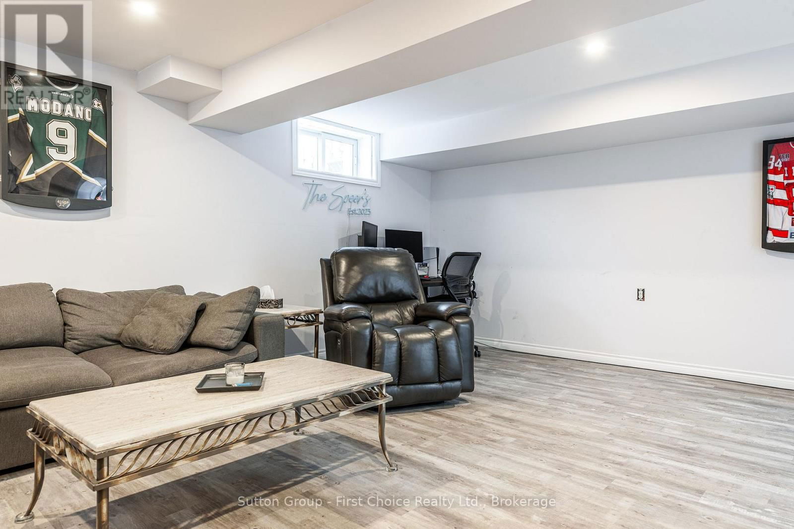 110 WINGFIELD AVENUE Image 45