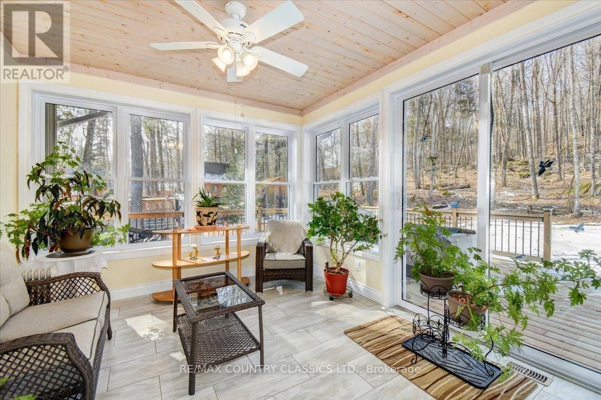 581 FORESTVIEW ROAD Image 13