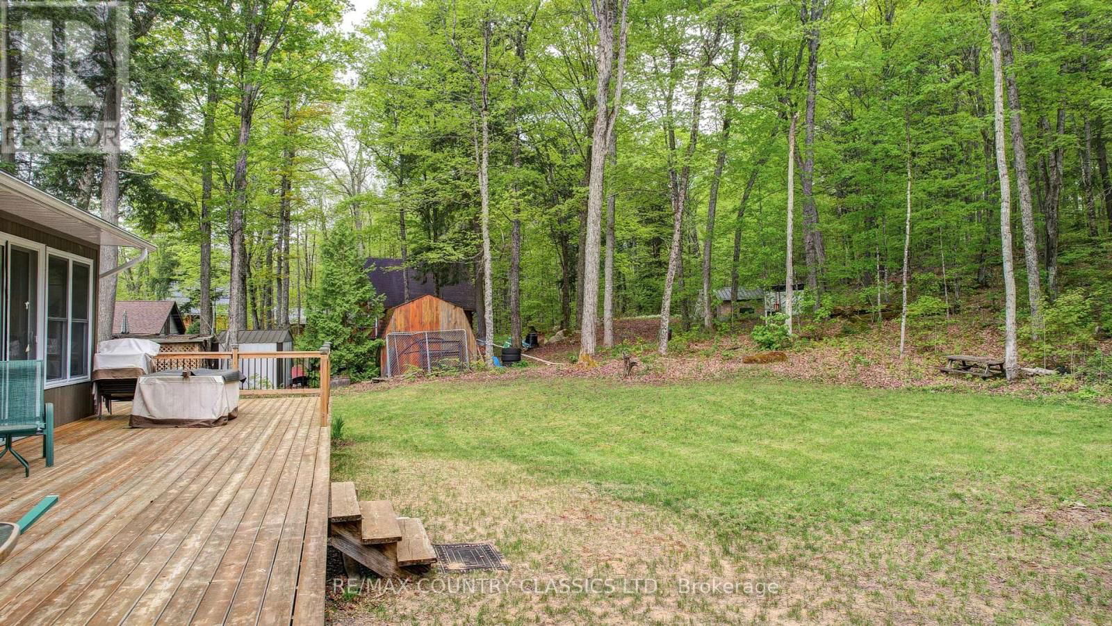 581 FORESTVIEW ROAD Image 43