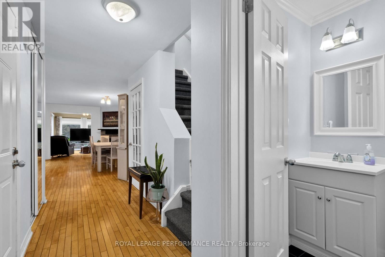 261 PARK GROVE DRIVE Image 3