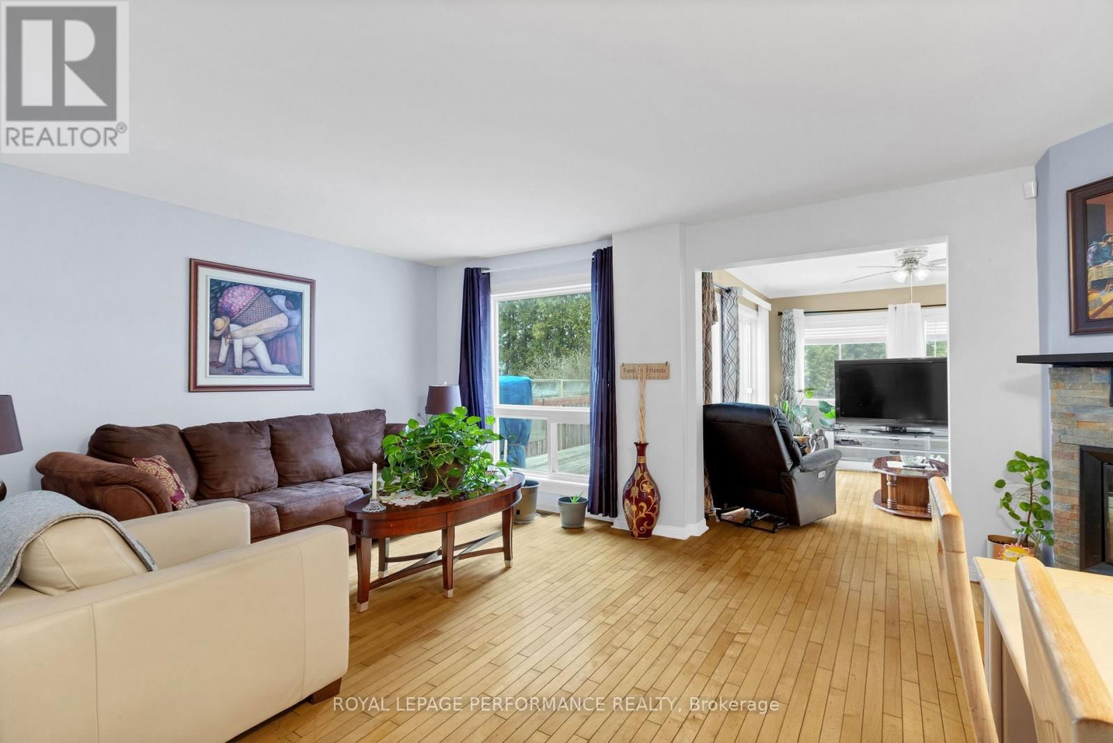 261 PARK GROVE DRIVE Image 6