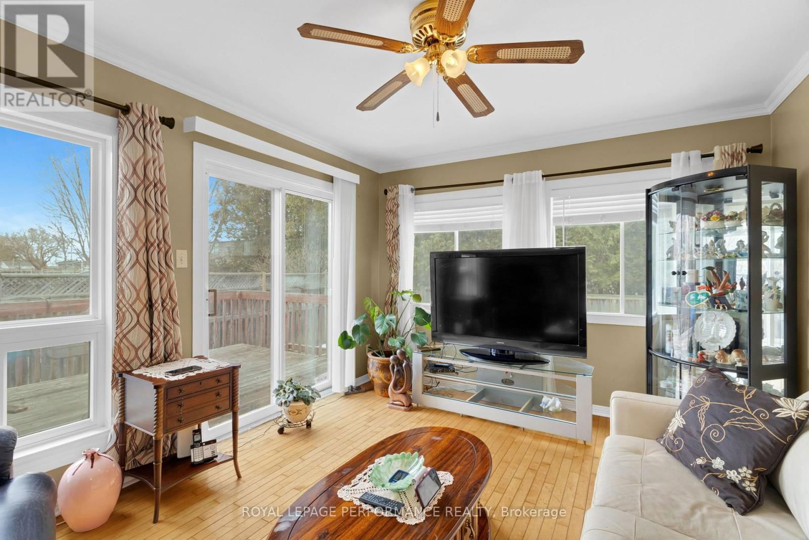 261 PARK GROVE DRIVE Image 8