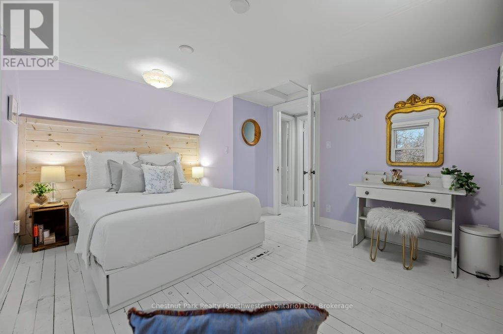 214 HARRIS STREET Image 33