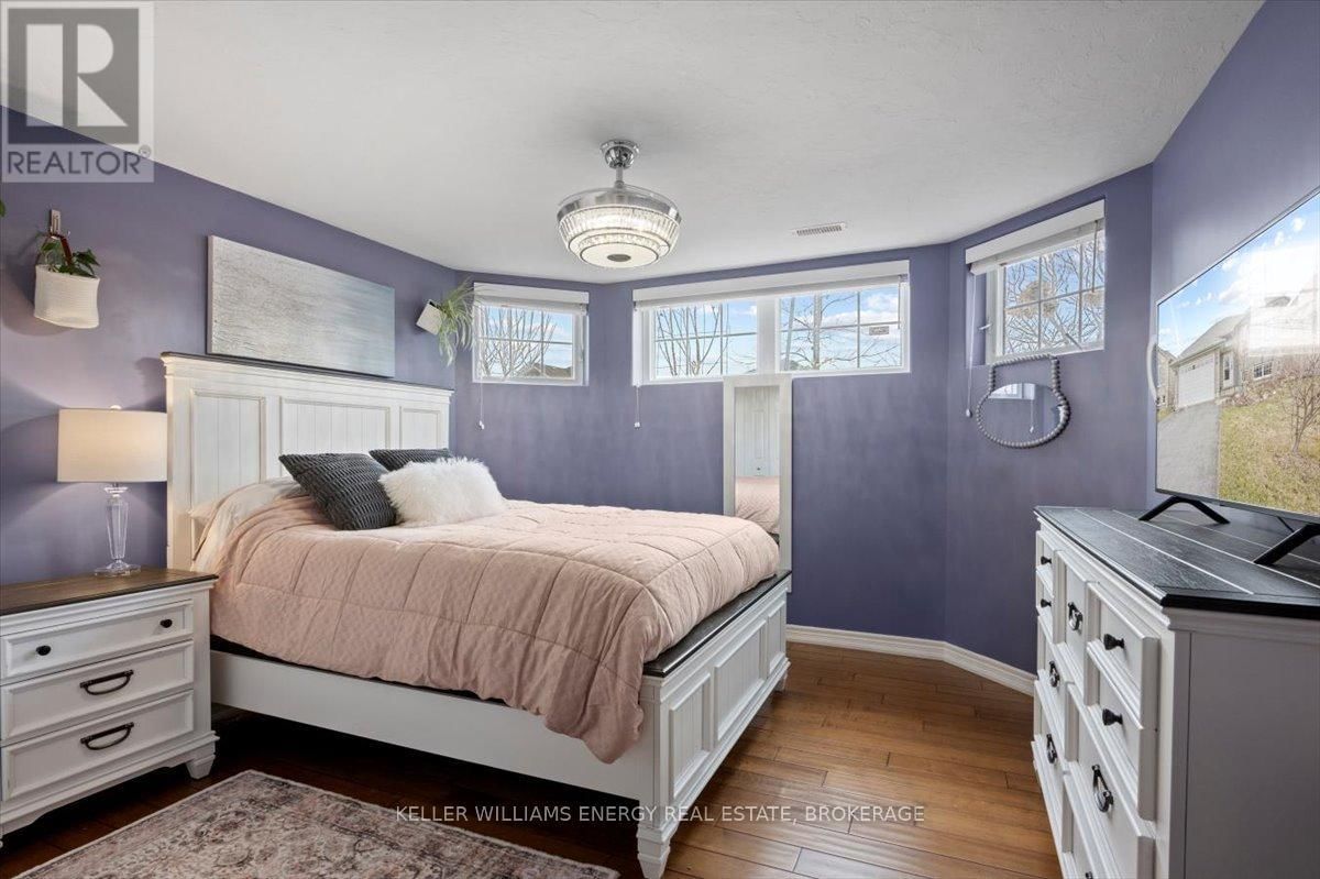 14 DEERFIELD DRIVE Image 32