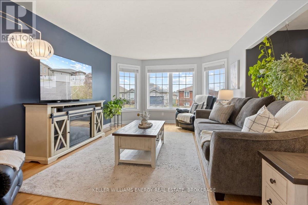 14 DEERFIELD DRIVE Image 9