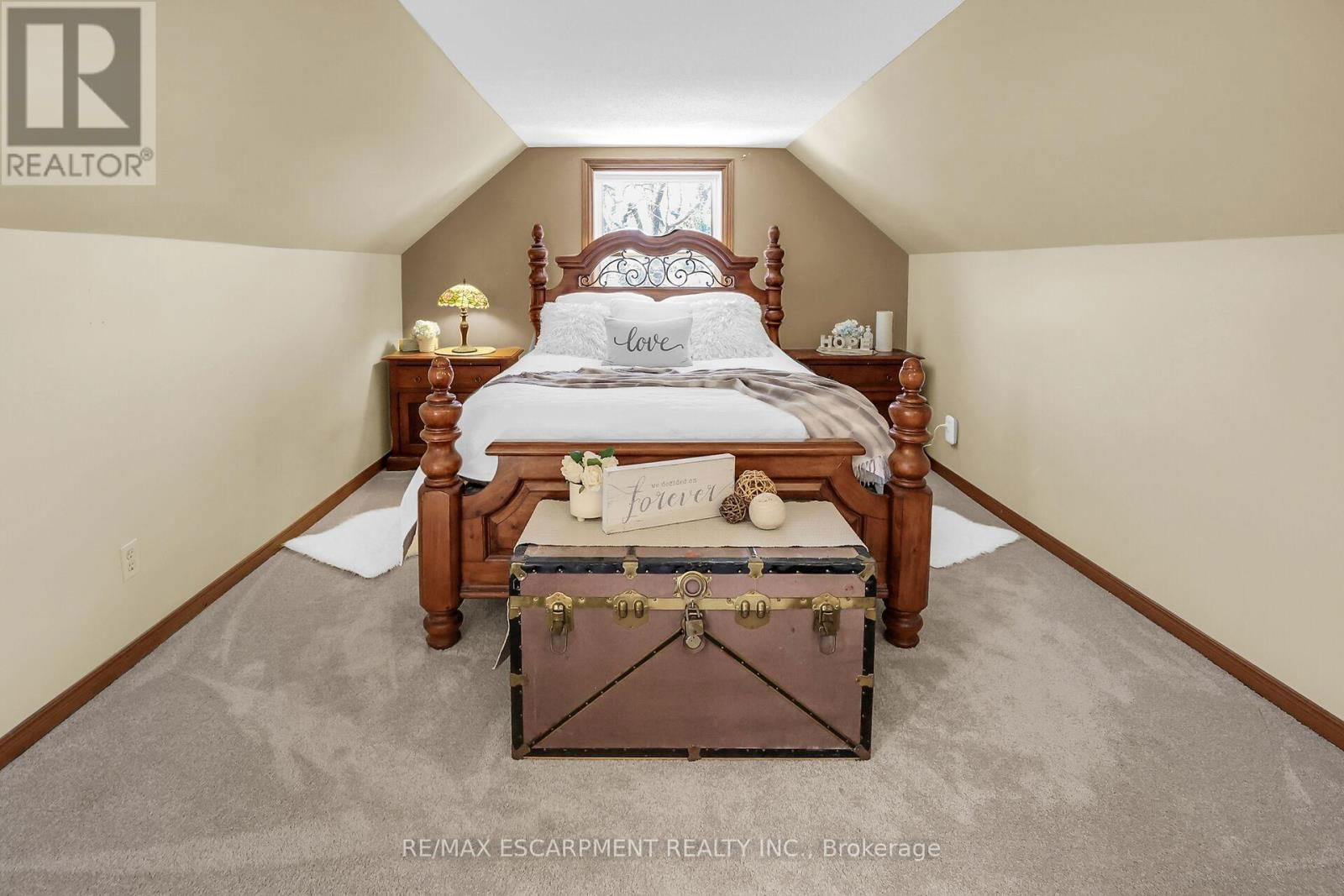 5001 HILLSIDE DRIVE Image 20