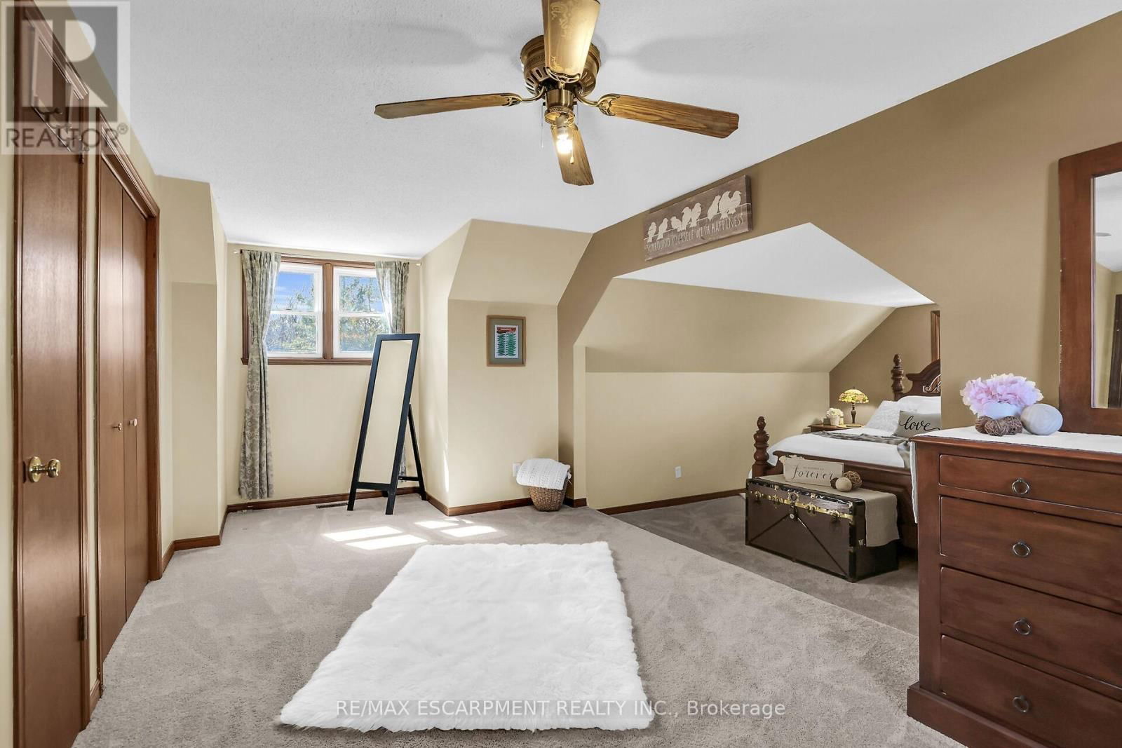 5001 HILLSIDE DRIVE Image 22