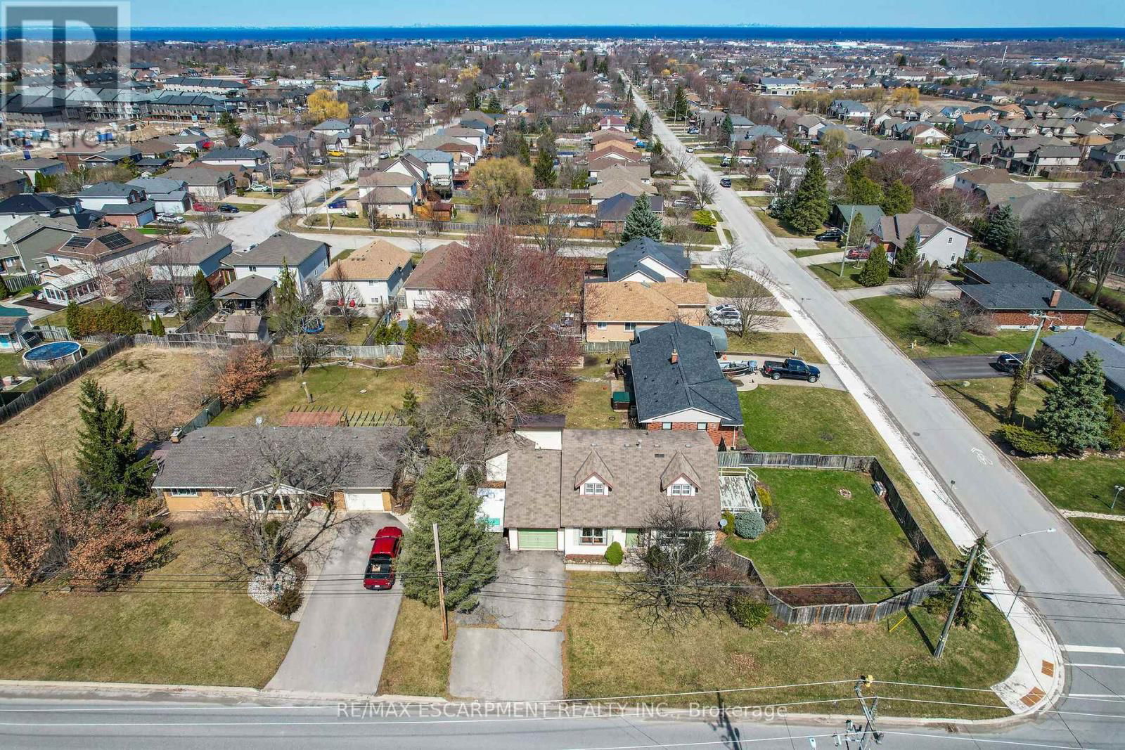5001 HILLSIDE DRIVE Image 4