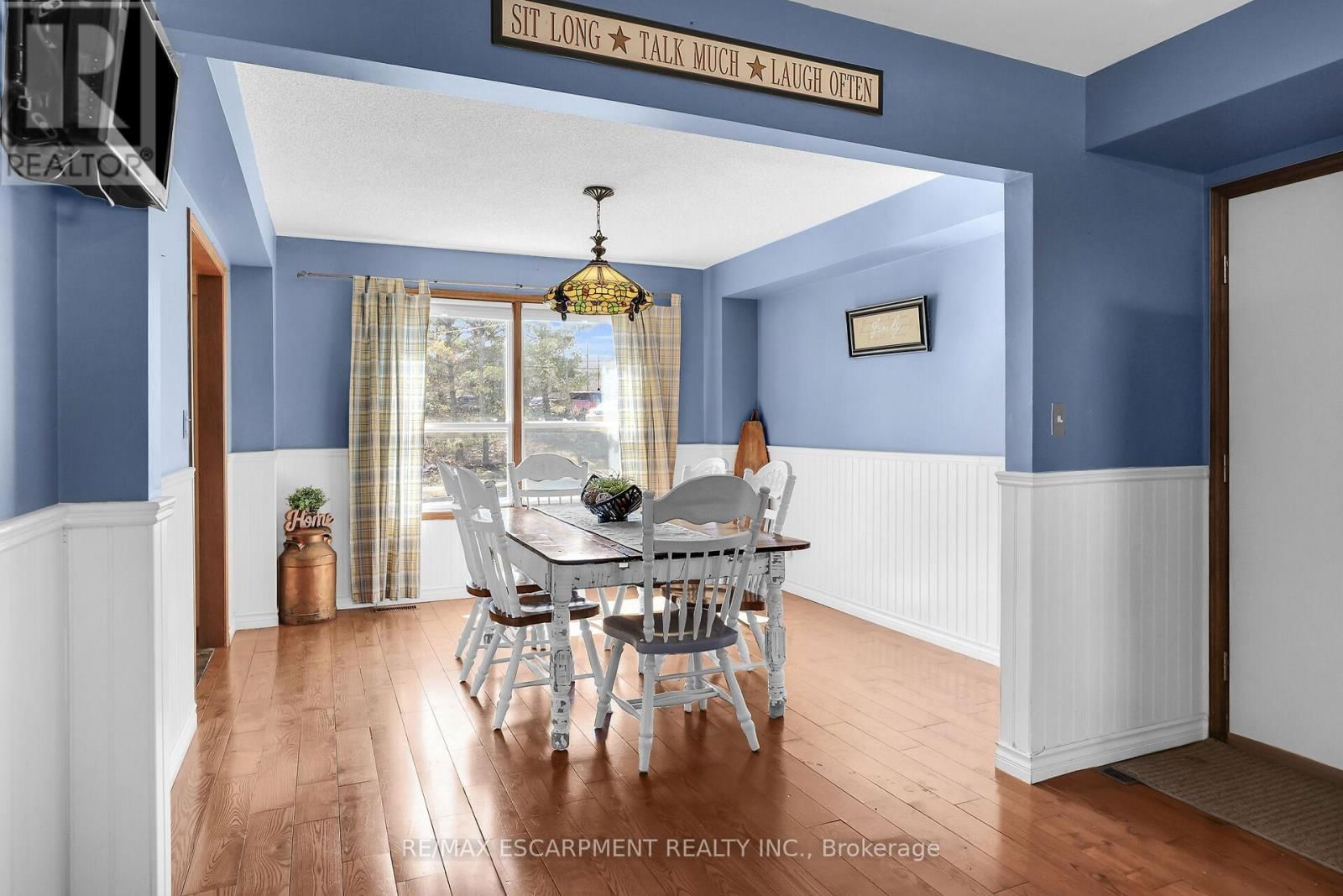 5001 HILLSIDE DRIVE Image 9