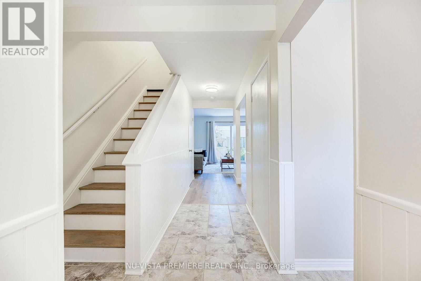 12 - 775 OSGOODE DRIVE Image 9
