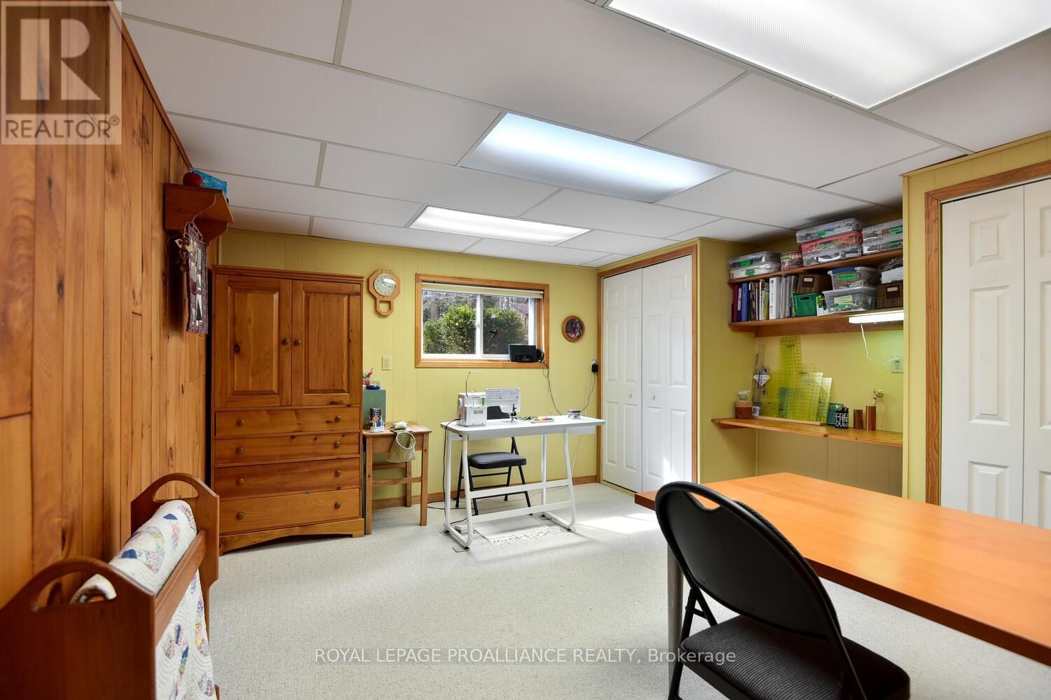 403 YOLE CRESCENT Image 28