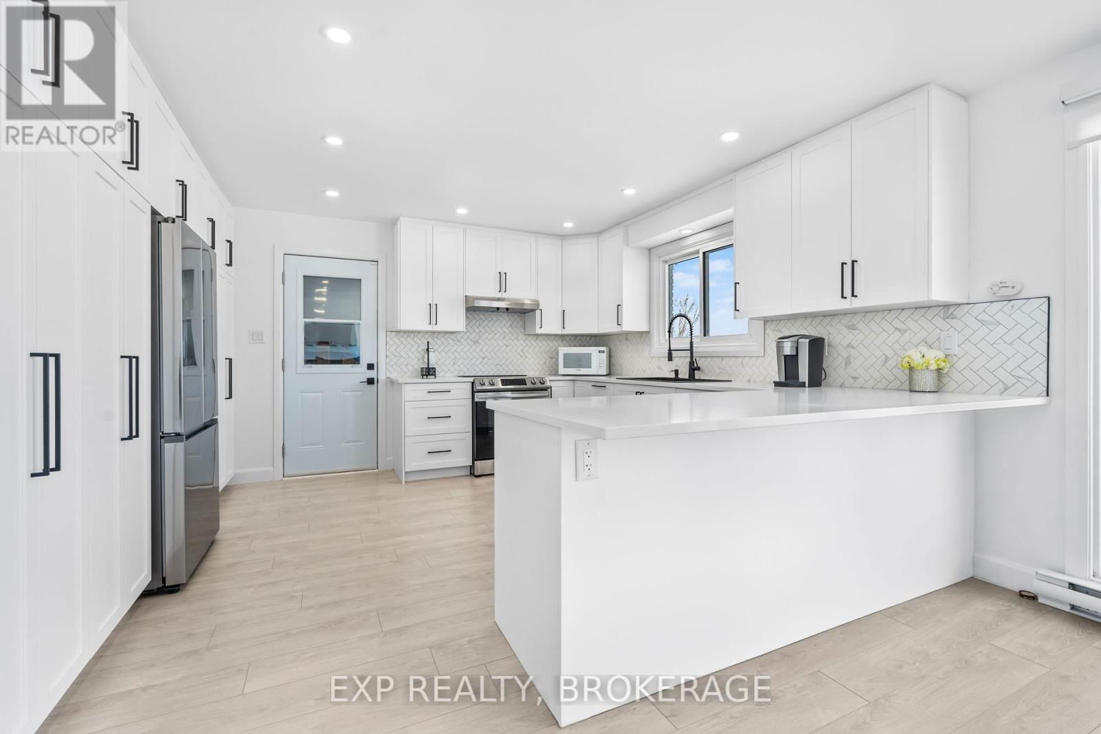 72 WILLOWBANK ROAD WEST Image 18