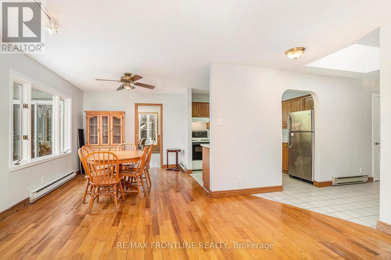 436 MINERS POINT Image 10