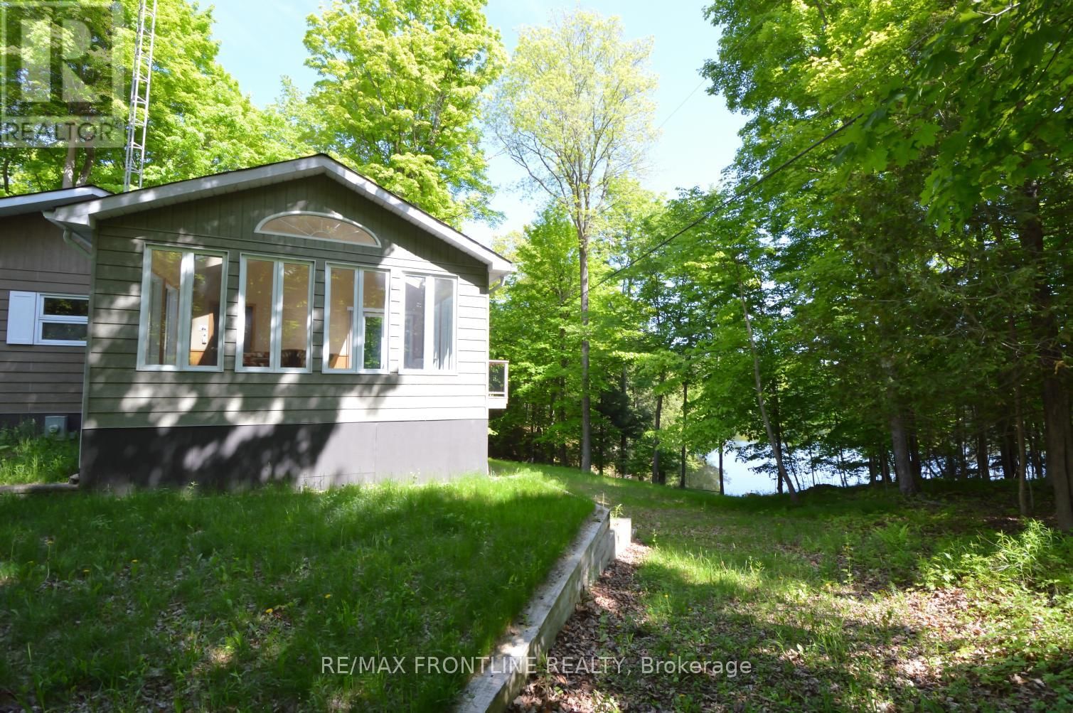 436 MINERS POINT Image 30