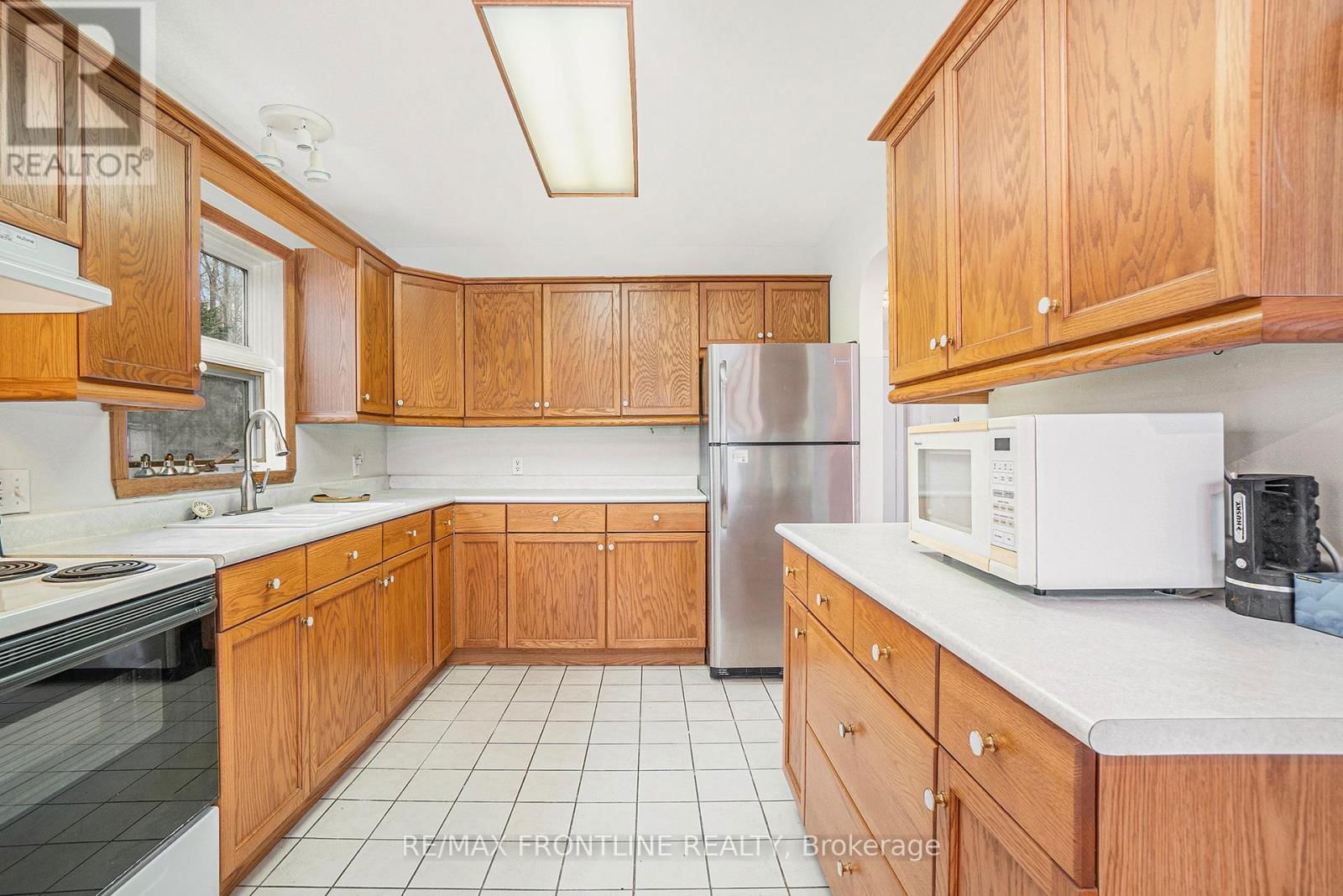 436 MINERS POINT Image 9