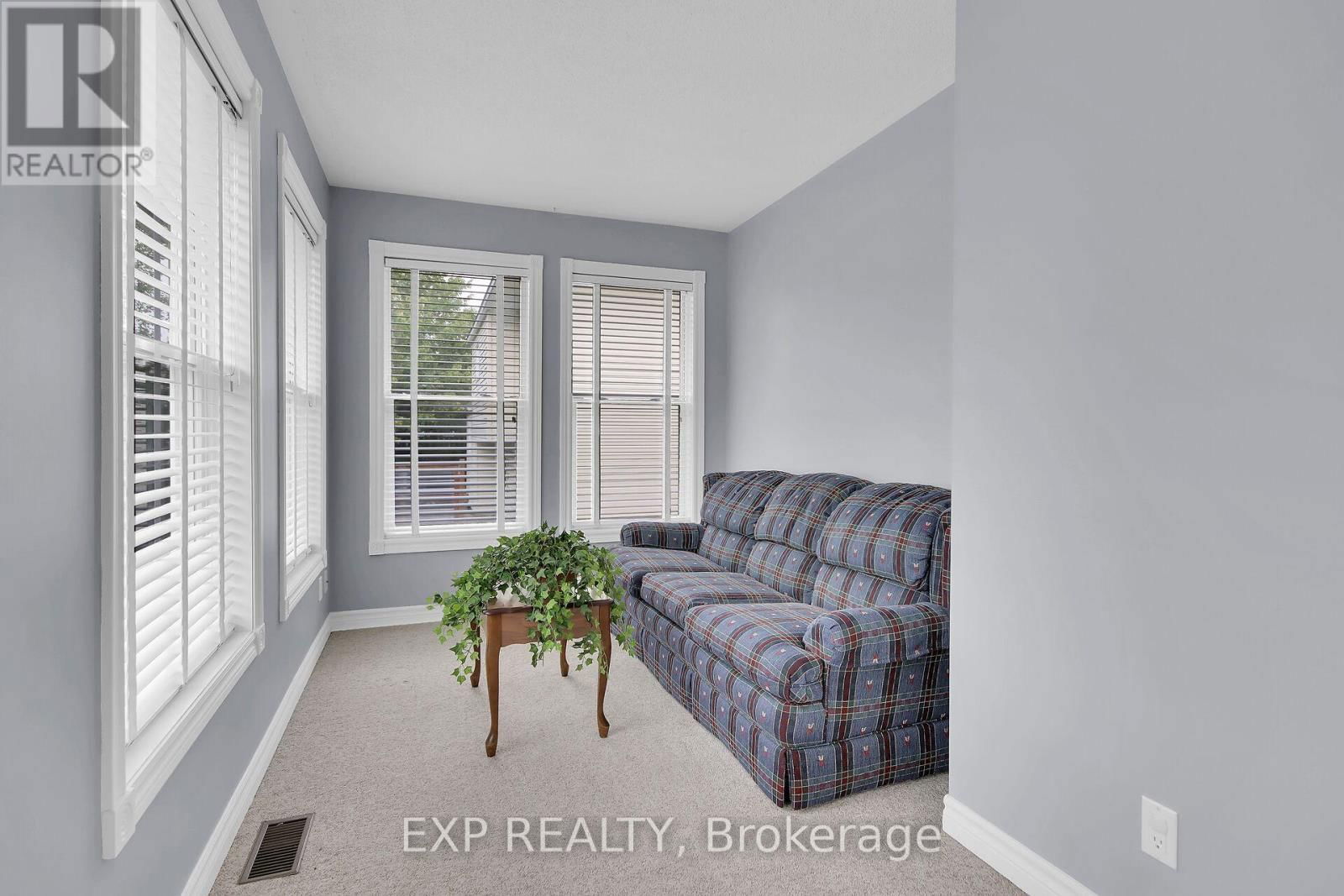 40 EVELYN STREET Image 22