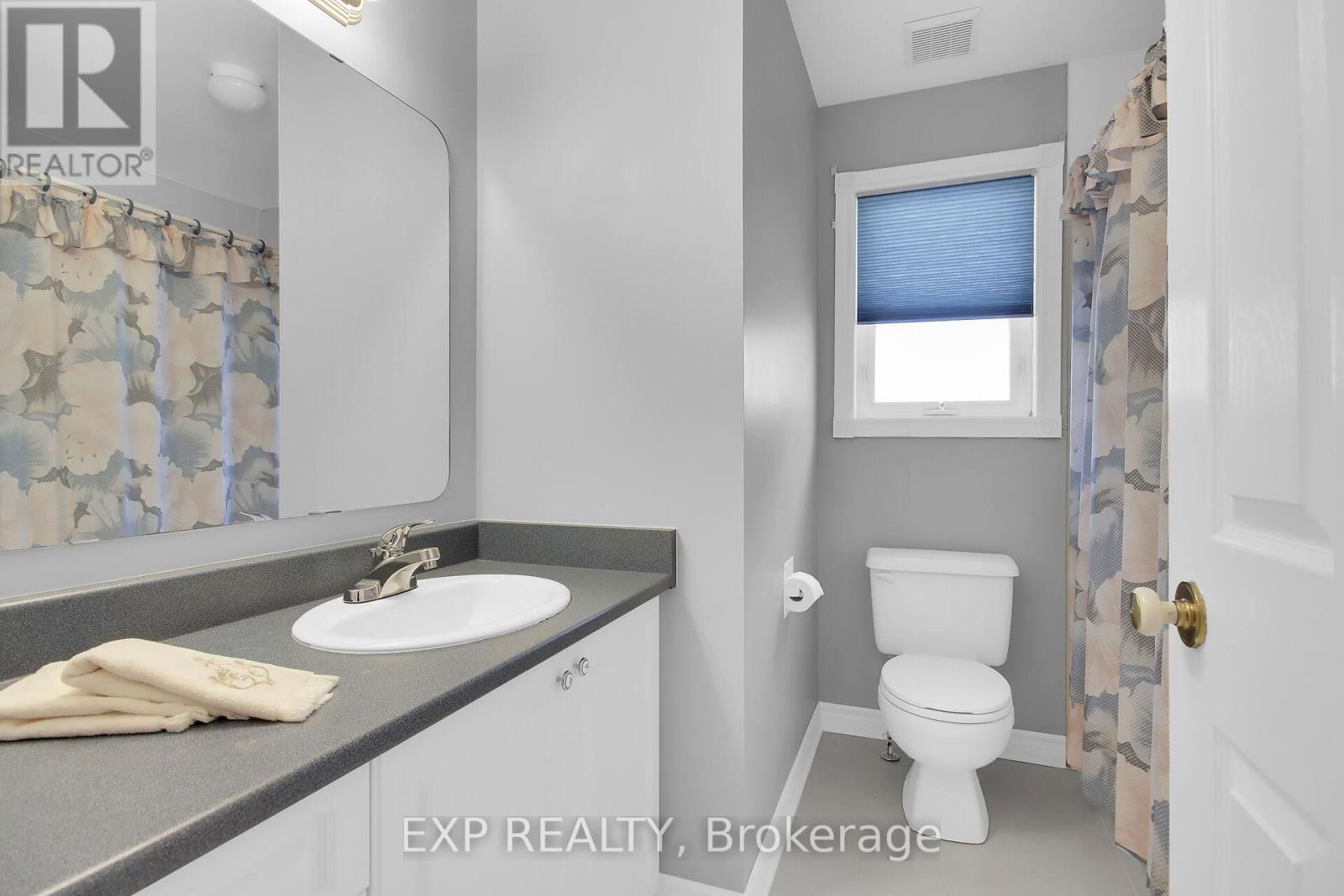 40 EVELYN STREET Image 31