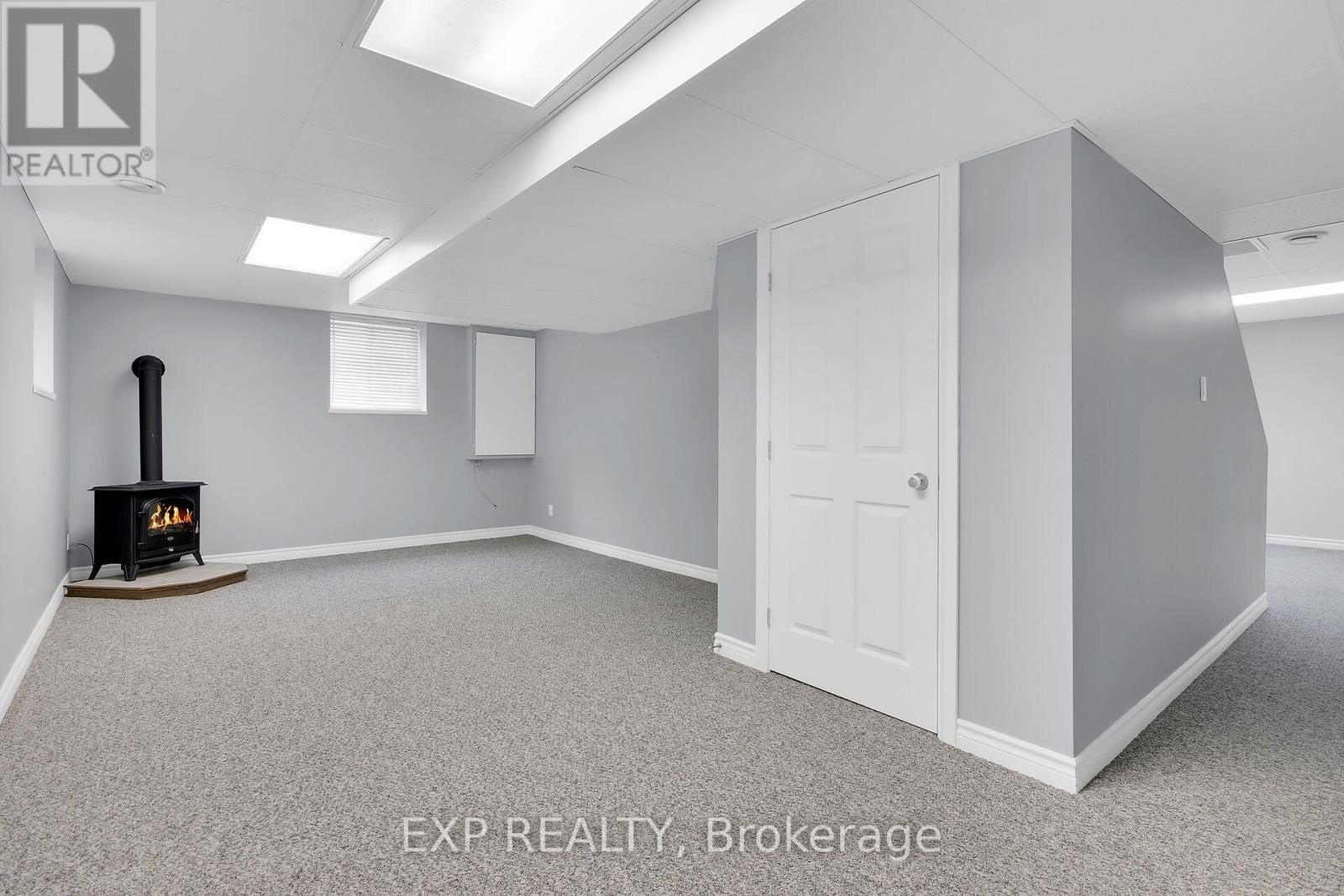 40 EVELYN STREET Image 32