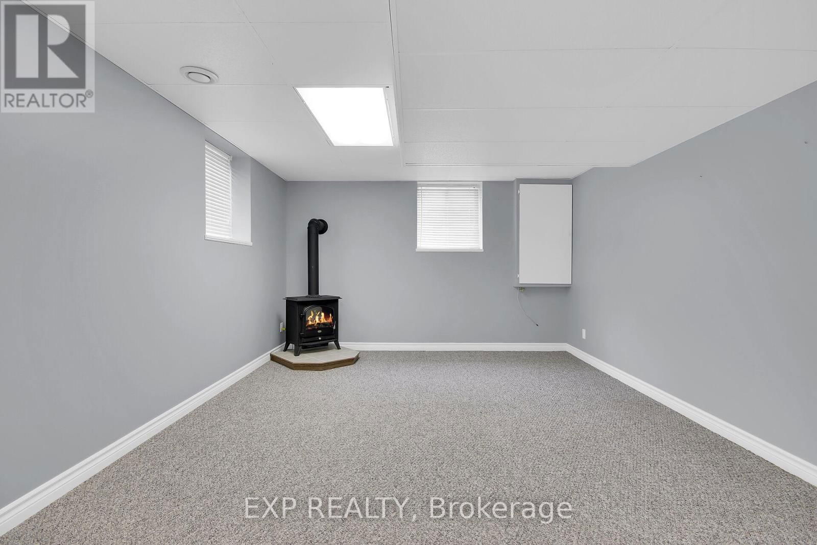 40 EVELYN STREET Image 33