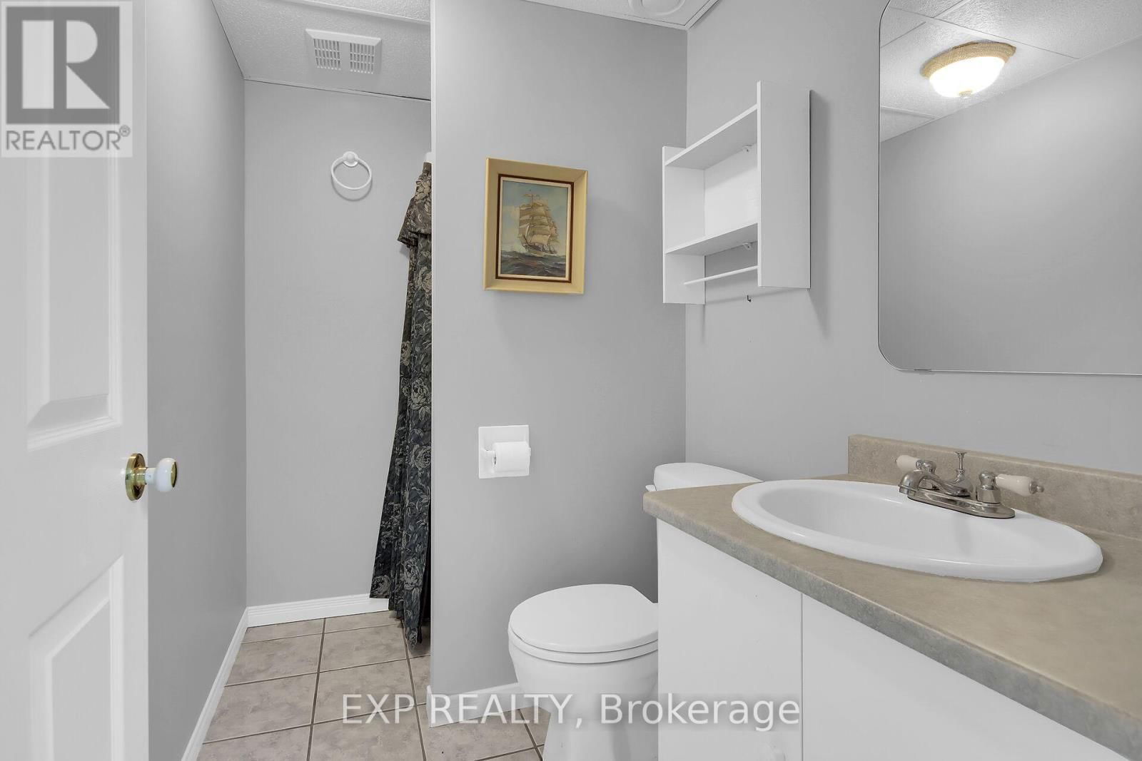 40 EVELYN STREET Image 36