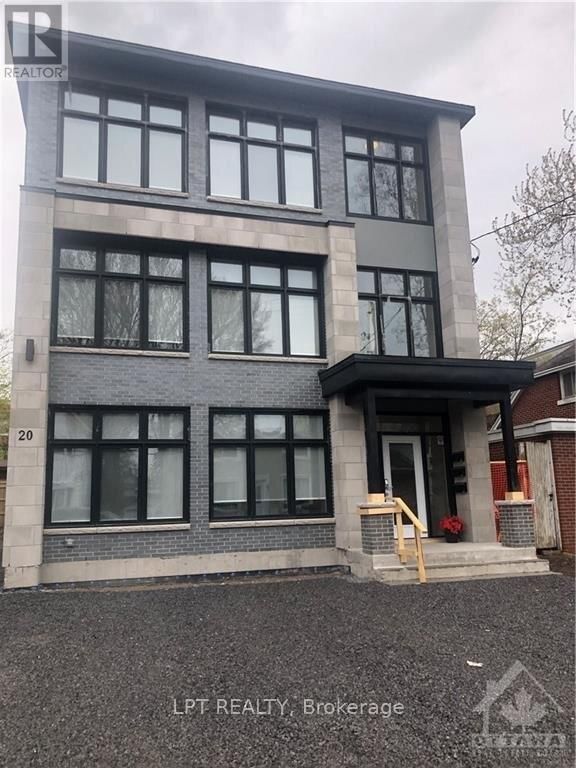 3 - 20 STEVENS AVENUE Image 1