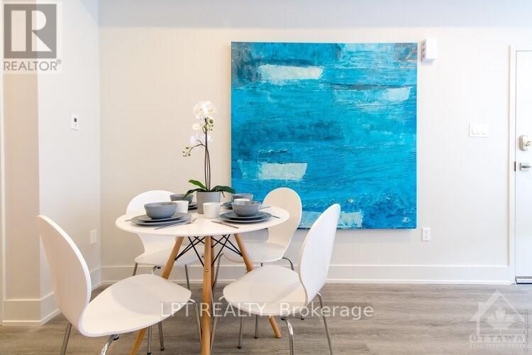3 - 20 STEVENS AVENUE Image 3