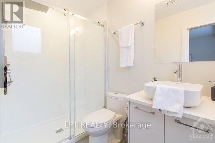 3 - 20 STEVENS AVENUE Image 7