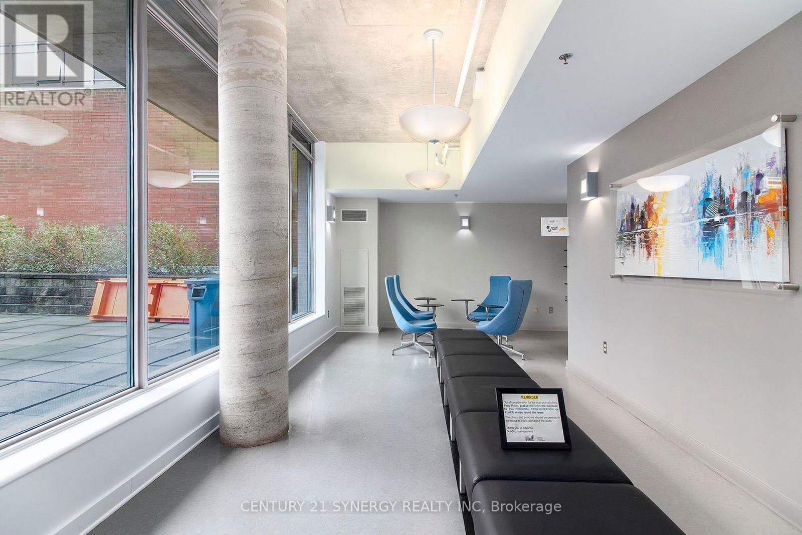 206 - 383 CUMBERLAND STREET Image 16