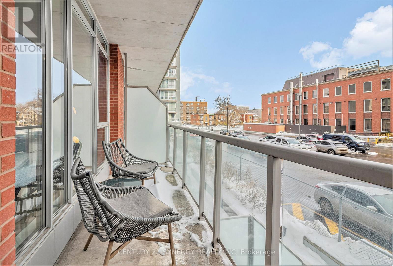 206 - 383 CUMBERLAND STREET Image 9