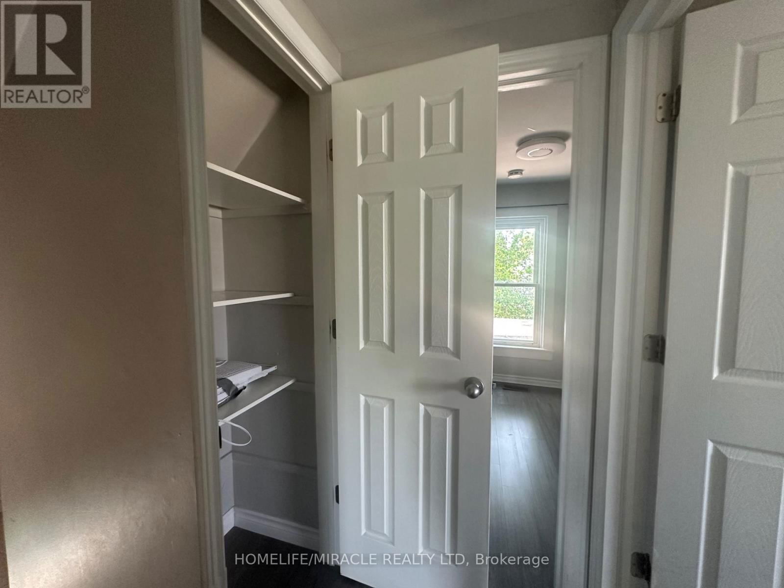 4699 RYERSON CRESCENT Image 17