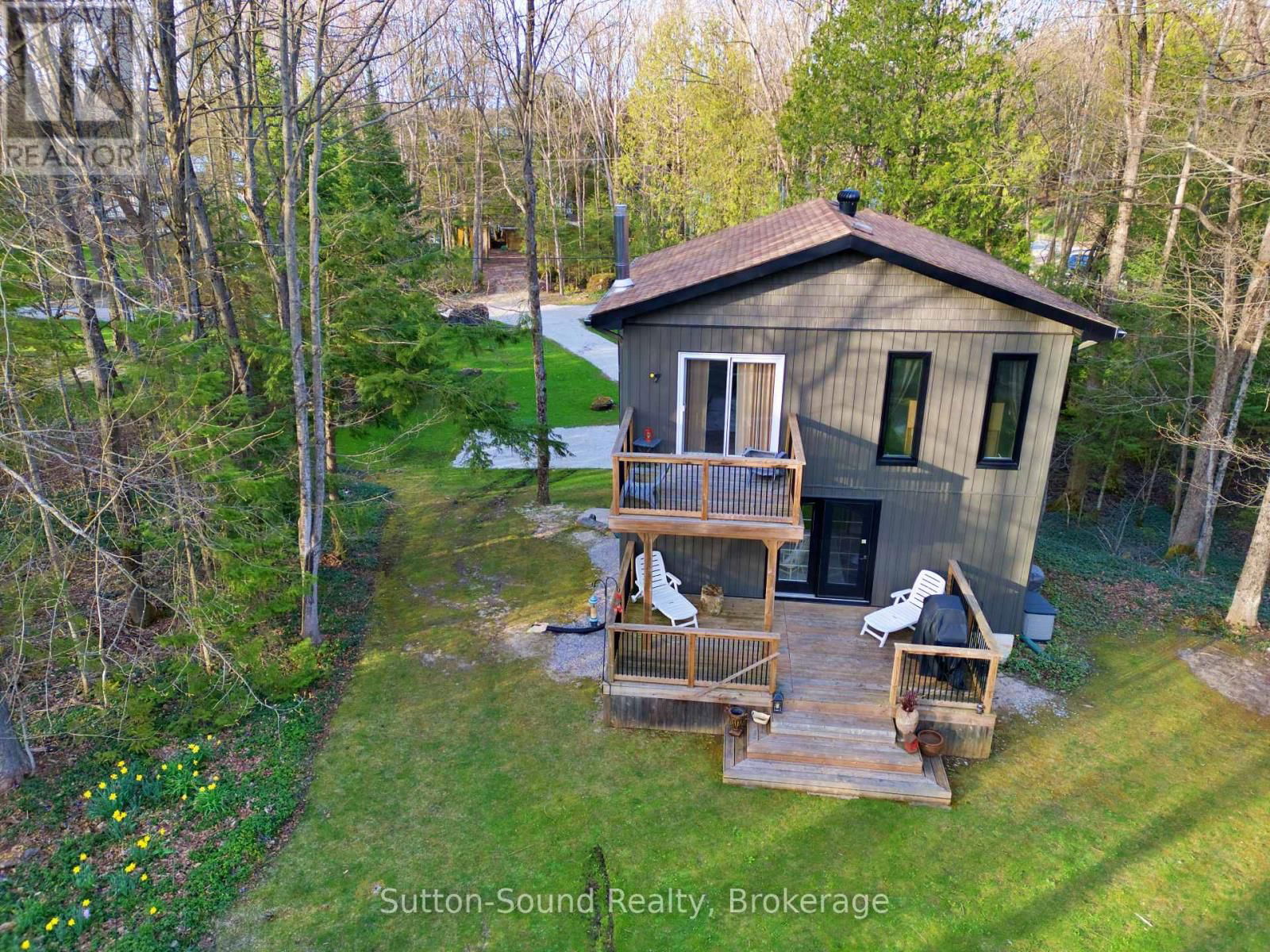 134 LAKEVIEW DRIVE Image 39