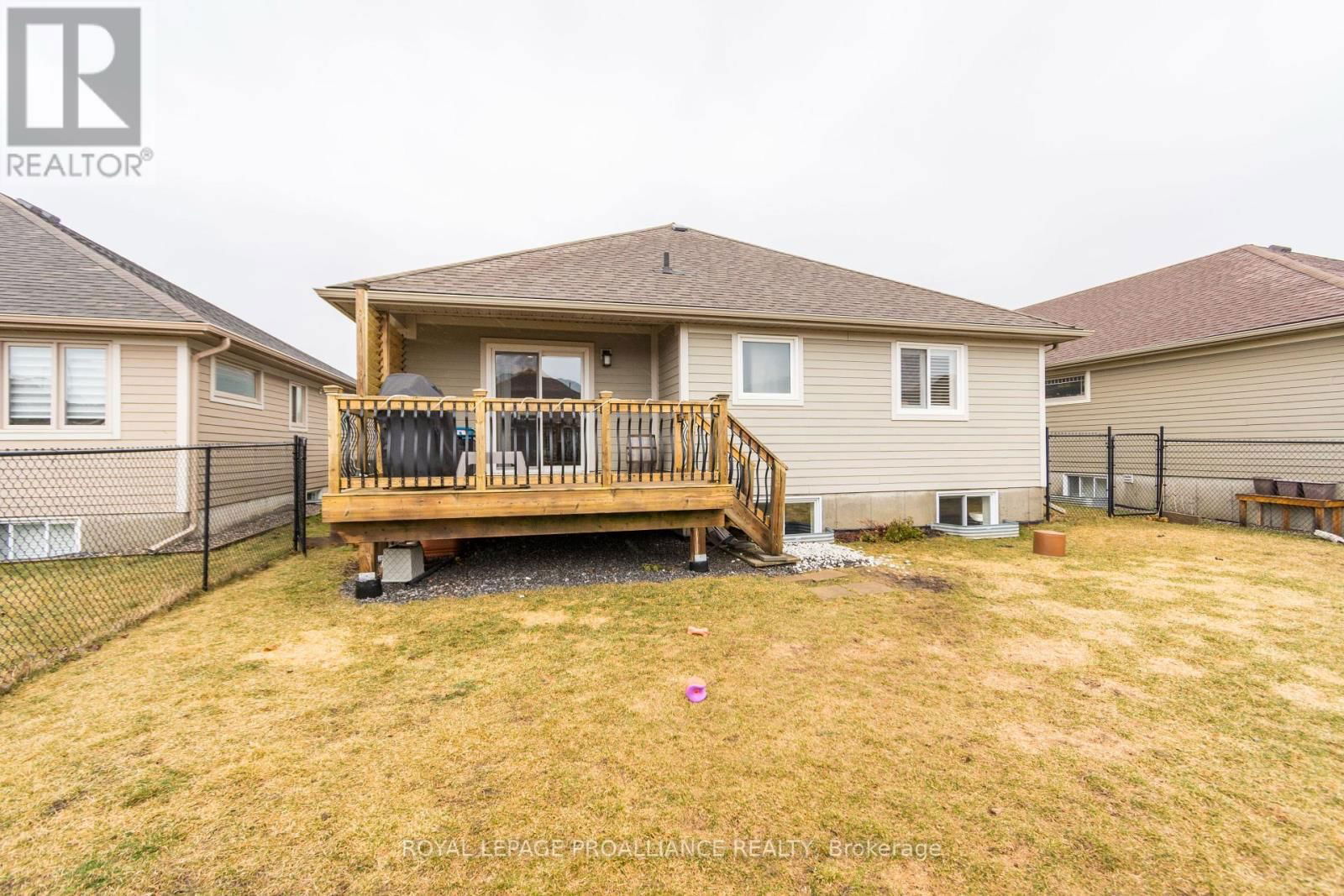 47 TESSA BOULEVARD Image 26