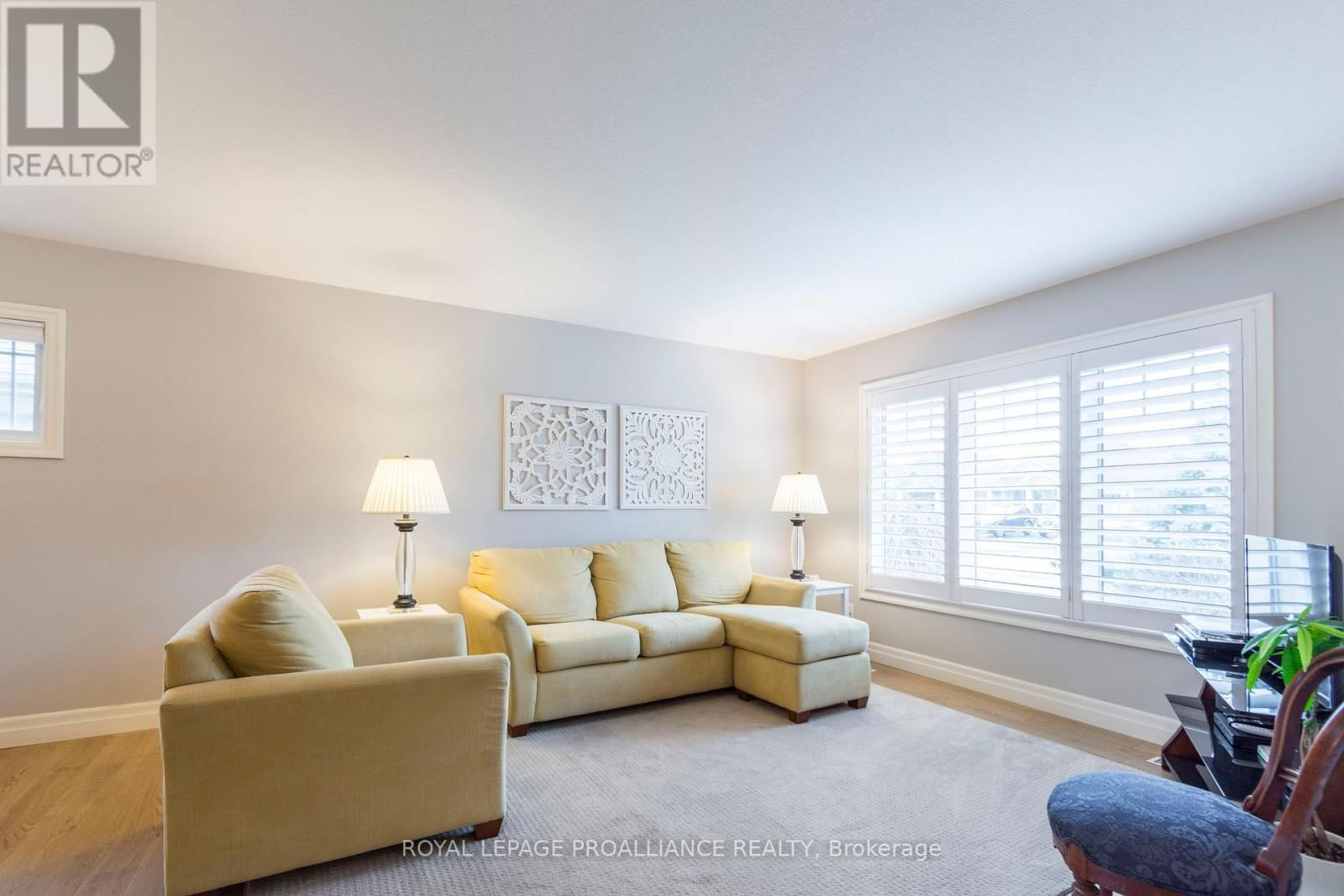 47 TESSA BOULEVARD Image 5