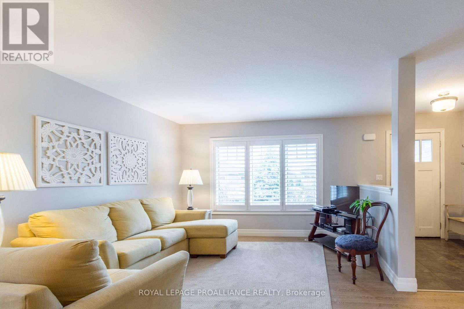 47 TESSA BOULEVARD Image 6