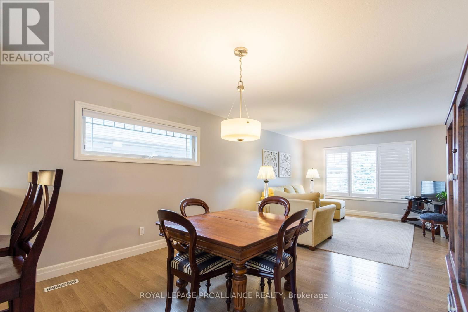 47 TESSA BOULEVARD Image 9
