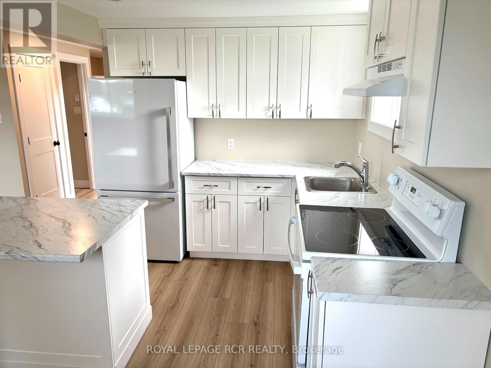 504 ANDREW STREET Image 16