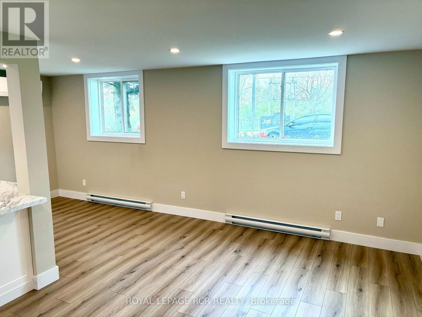 504 ANDREW STREET Image 17