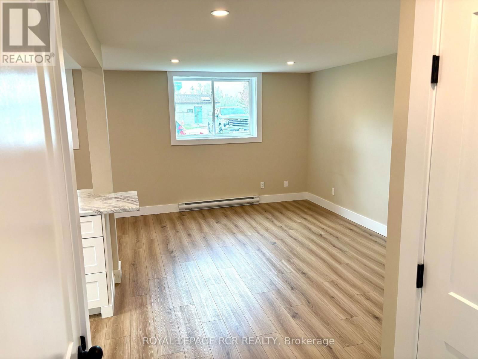 504 ANDREW STREET Image 21