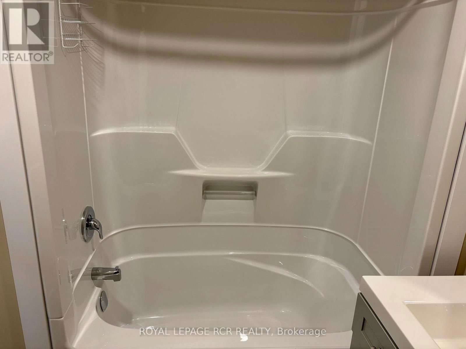 504 ANDREW STREET Image 22