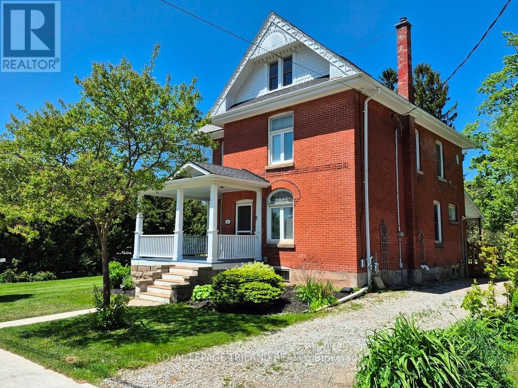 286 KING STREET SOUTH Image 38