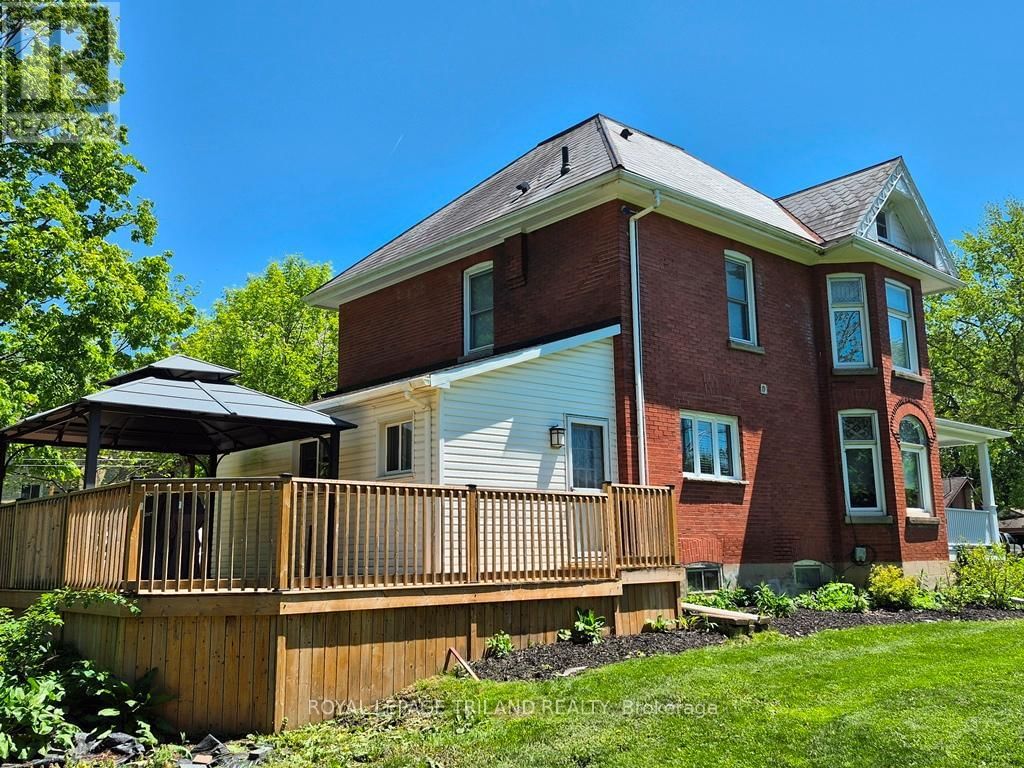 286 KING STREET SOUTH Image 4