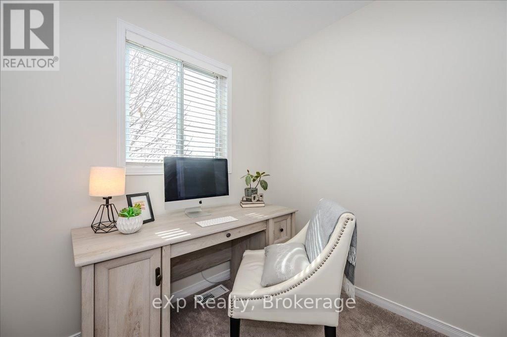 216 SEVERN DRIVE Image 18