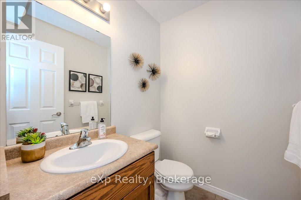 216 SEVERN DRIVE Image 20