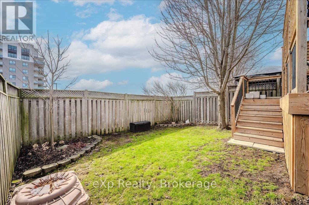 216 SEVERN DRIVE Image 32
